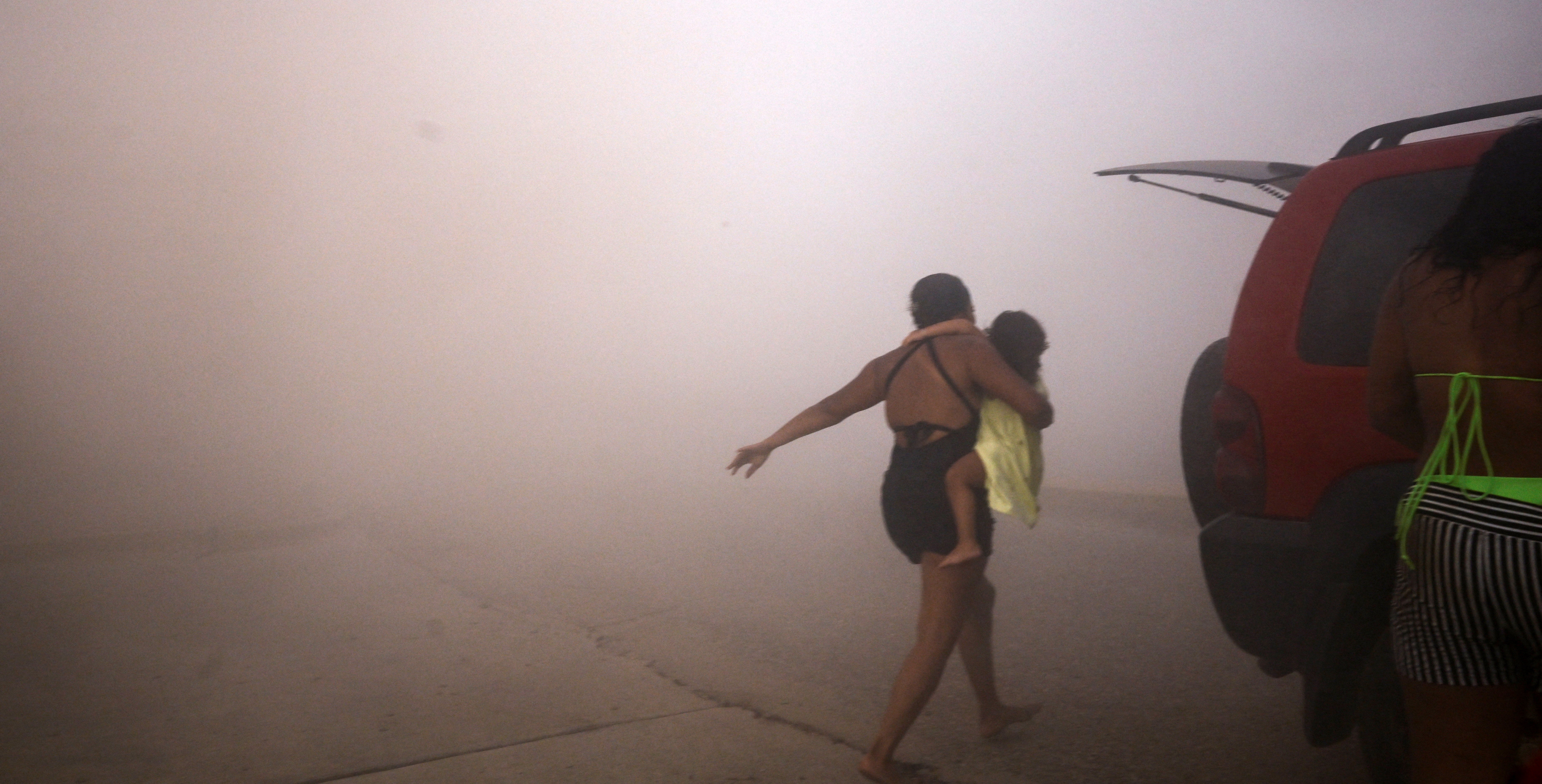 id_257472_rc2m0ma60vp7_venezuela-quake_0.JPG 