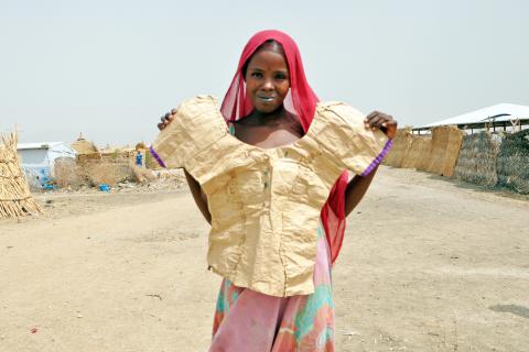 Aisha evitó el matrimonio infantil en el campo de refugiados de Minawao en Camerún
