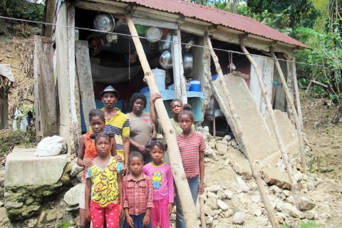 Chrisma, 10 años, superviviente del huracán Matthew: "Hemos perdido tanto..."