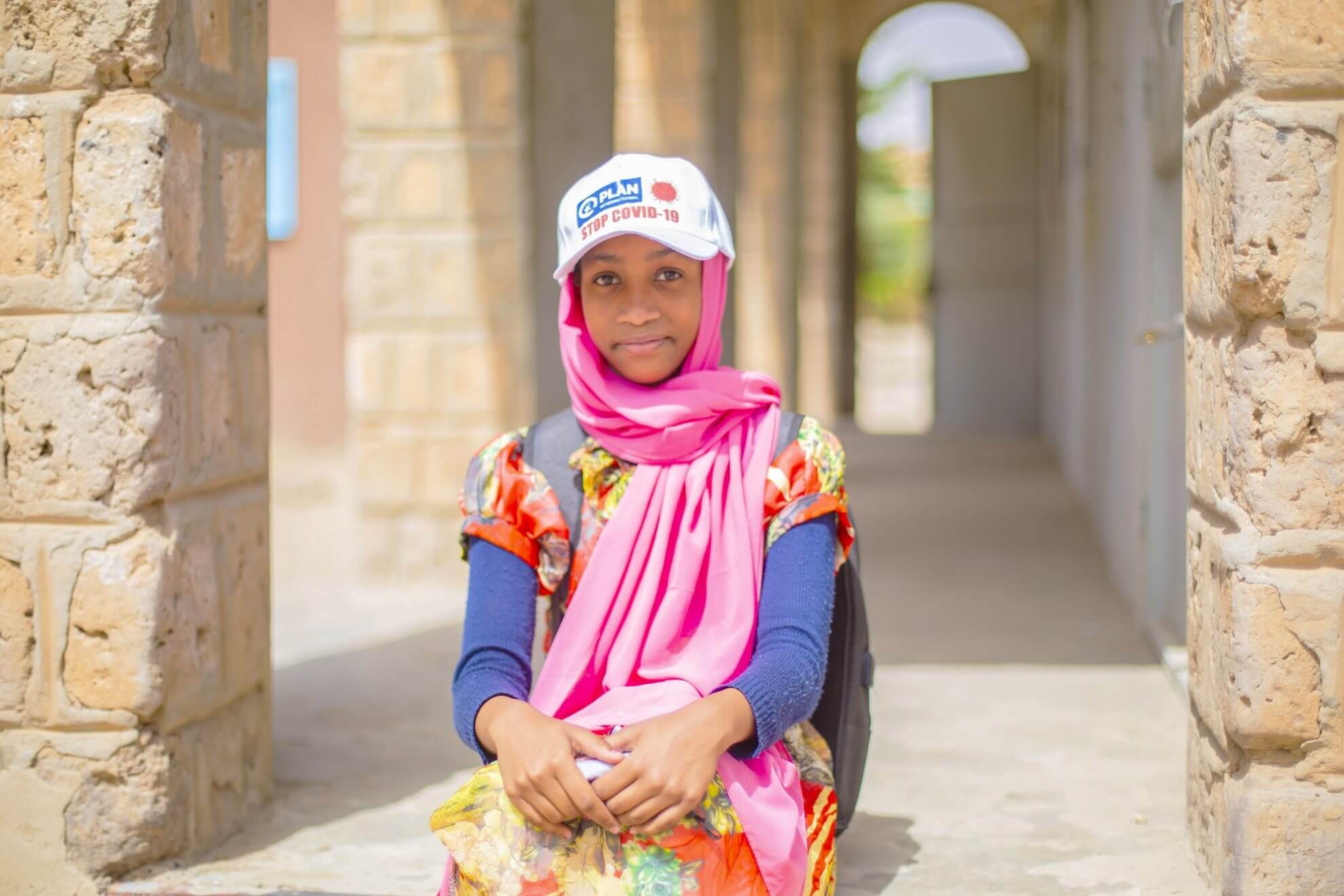 Las clases por radio mejoran el aprendizaje de los y las estudiantes en Mali