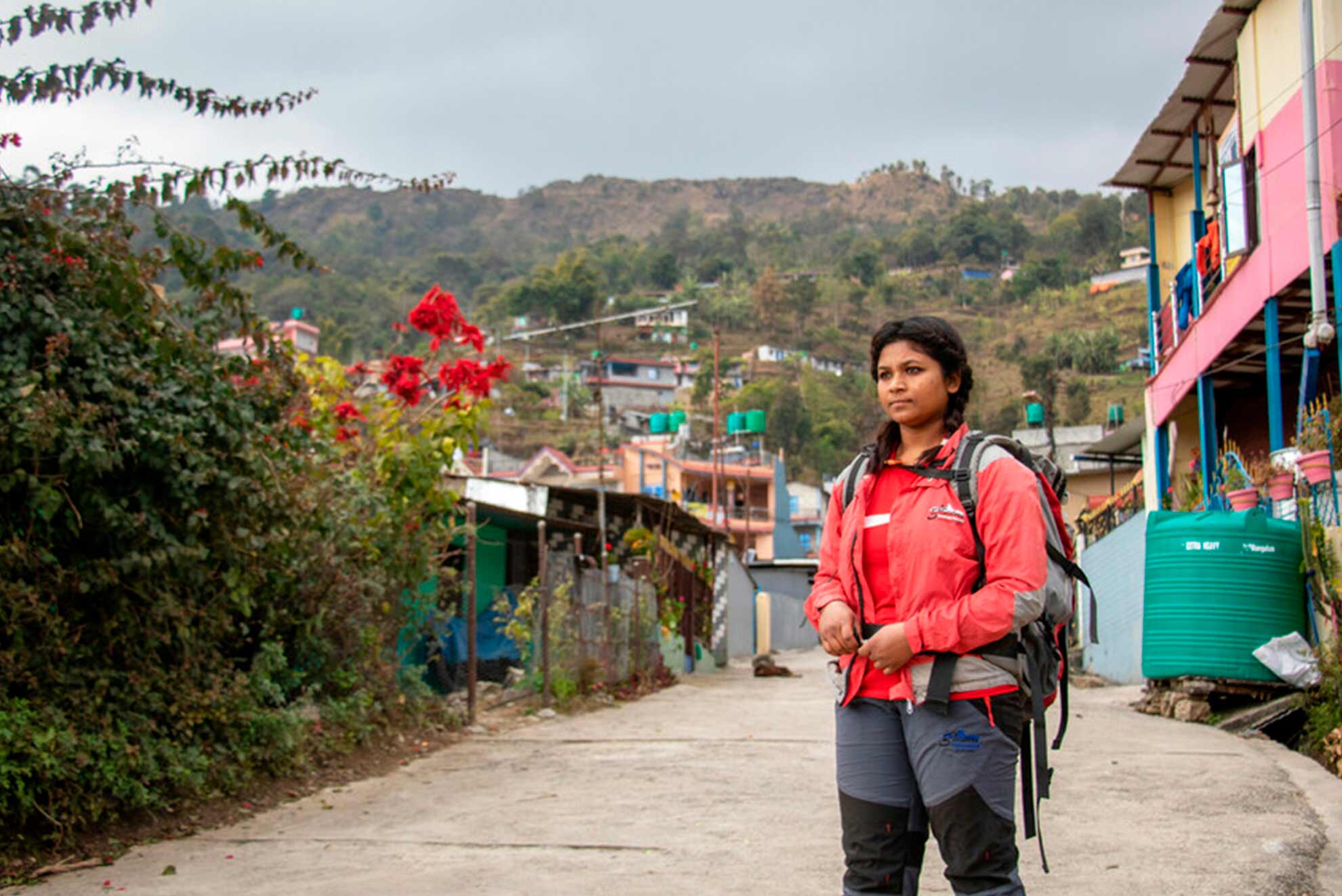 La guía turística que desafía los estereotipos de género en el Himalaya