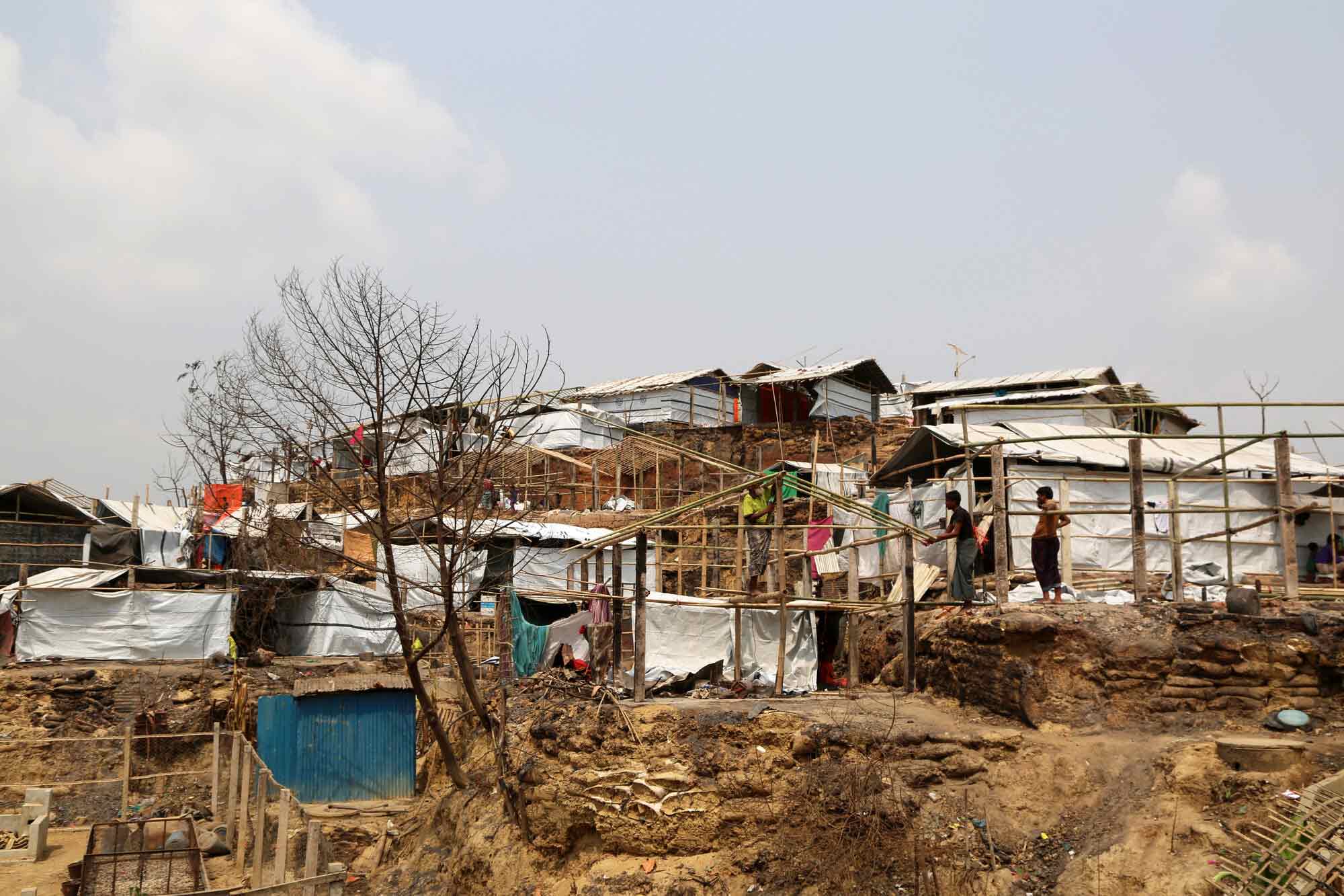 ¿Cuál es la situación en Cox’s Bazar un mes después del incendio?