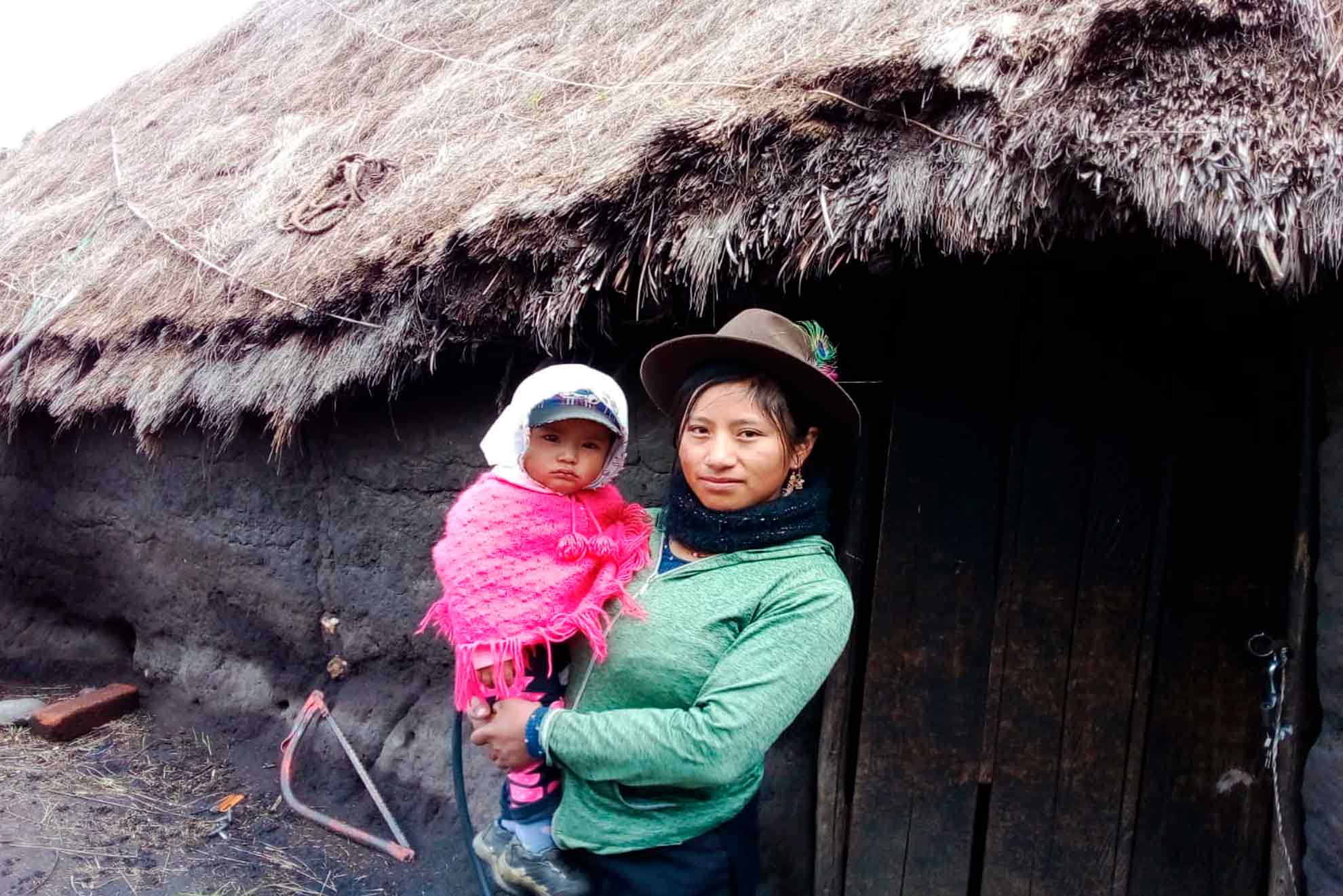 Ecuador: Acabar la escuela con una hija en brazos y en plena pandemia es posible
