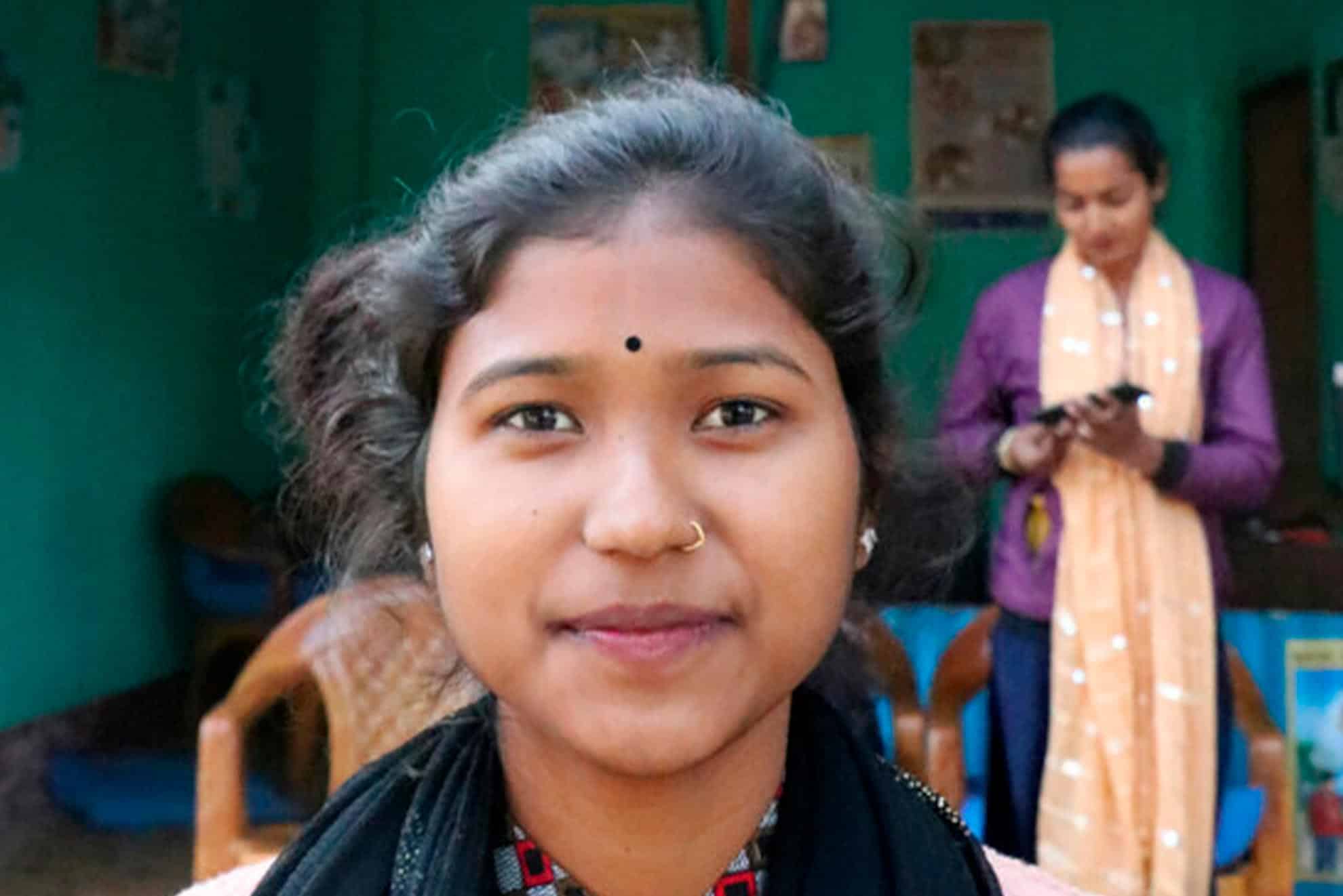Jóvenes que luchan contra la trata de personas en Nepal