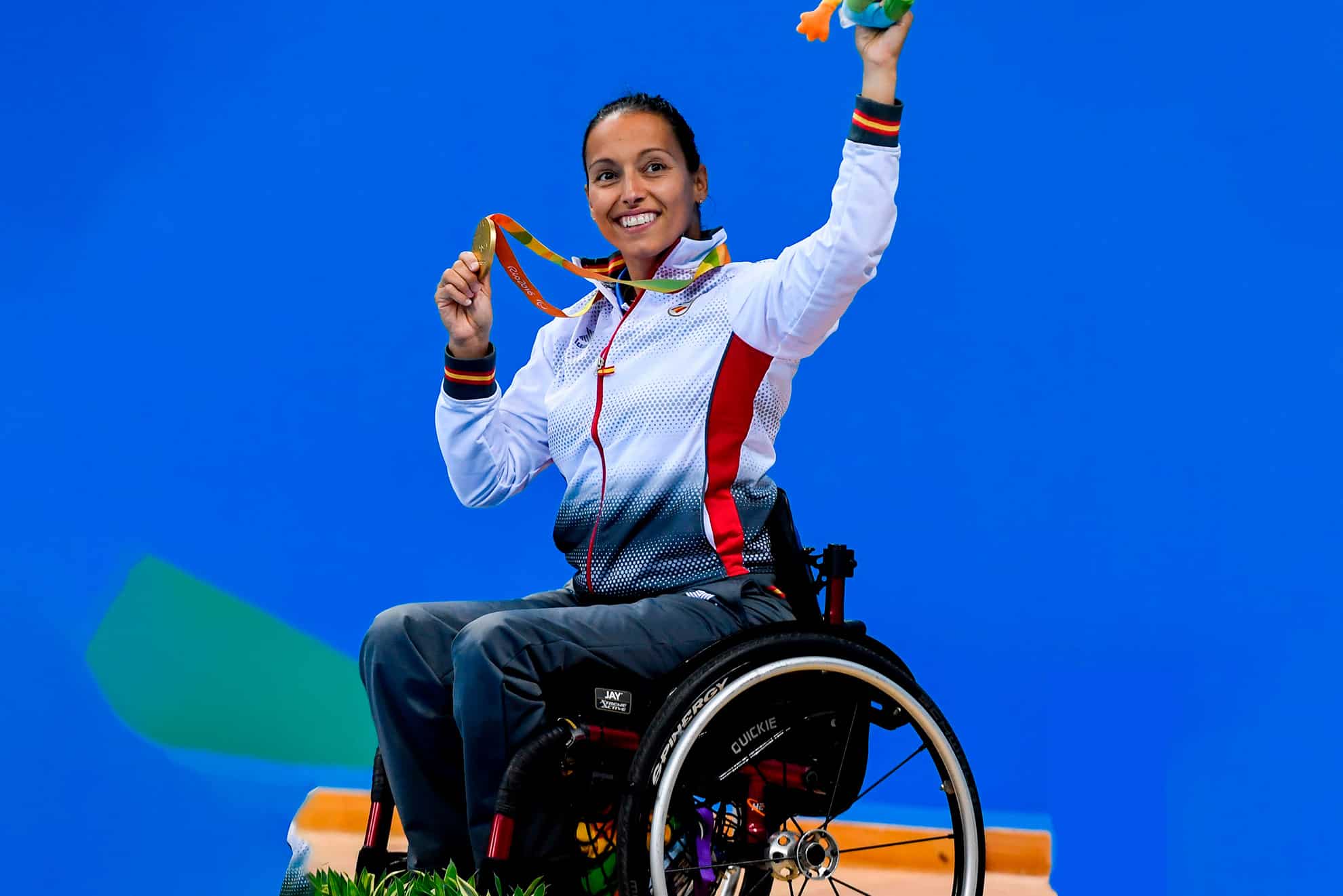Teresa Perales a las niñas que quieren ser deportistas: “No te rindas, sigue adelante, y recuerda que todo comienza con un sueño”.