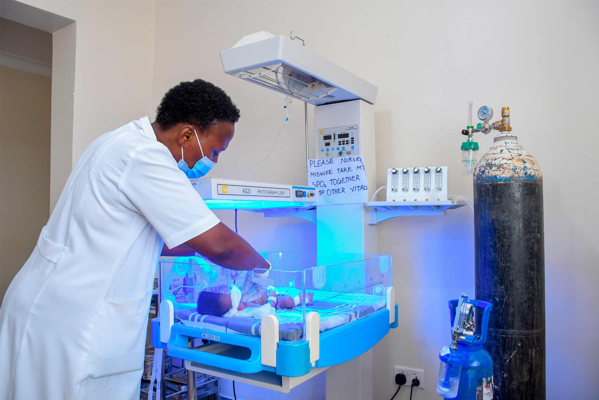 Más garantías sanitarias para los bebés prematuros en Uganda