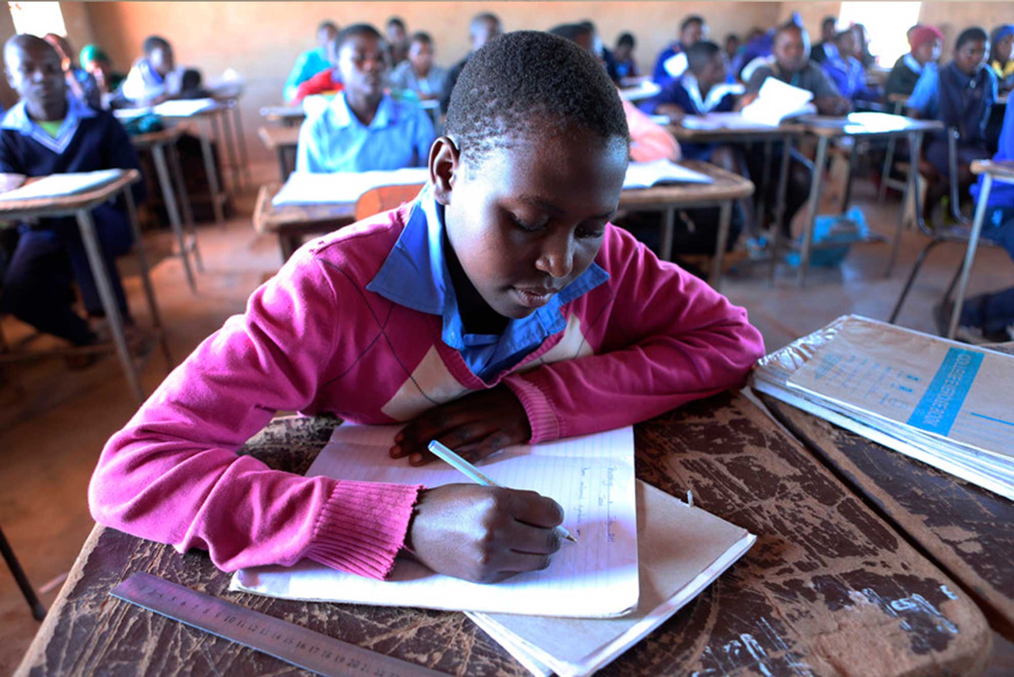 Zimbabue: exapadrinados son referentes para las nuevas generaciones