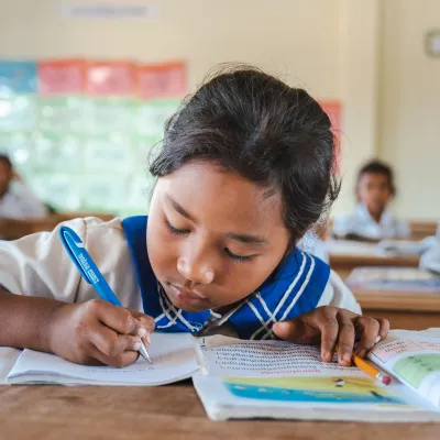 niña_escribiendo_portada