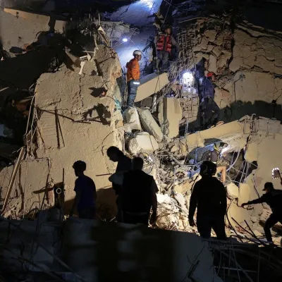 id_257471_rc2o0maoks2q_venezuela-quake_lpr_0.JPG 